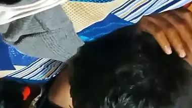 Husband fucking wife pussy after removing the towel