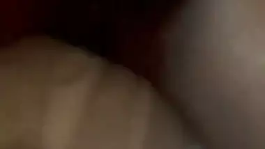 Bhabhi showing Indian pussy in hotel room