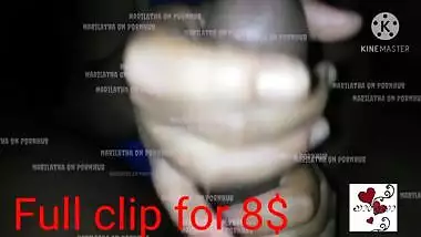 Crazy bitch sucking pumblers cock