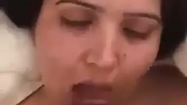 Sexy wife gives an Indian blowjob to her lover