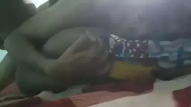 Wife hot fucking xxx with husband in missionary style