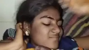 Desi Girlfriend Says In Hindi Aram Se Karo desi porn