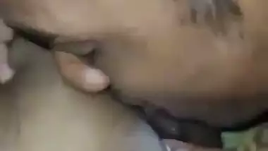 Stepson licks his stepmom’s pussy in Tamil sex video