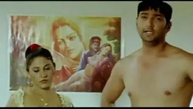 Aunty opening clothe