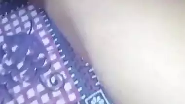 Desi girl has sex with hindi audio