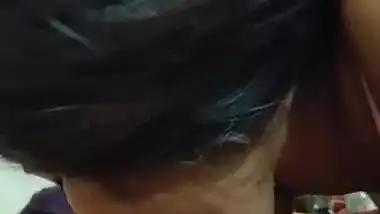 Srilankan girl eating cum of her boyfriend MMS