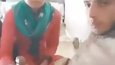 Cheater bhabhi giving handjob to devar with clear punjabi
