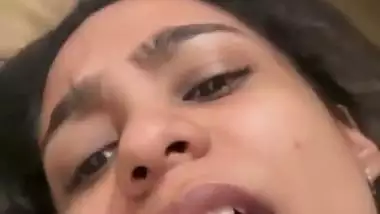 The girl shoots her desi pussy licking by her lover