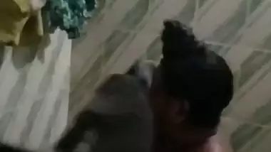 Mature aunty in bathroom taking nude bath caught