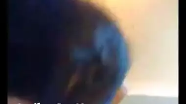 Hindustani padosan apne bete ke dost ke lund pe chodi