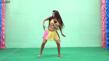 Nabalik Bachi Ki Sexy - Trends Db Sonbhadra Ka Bf Video Seal Kaise Toda Jata Hai Nabalik Bachi Ka  hot xxx movies on Hindisexyporn.com