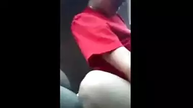 Desi mms Indian sex scandal of teen girl Mahi in car