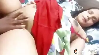 Village lady’s xxx video with her horny Devar