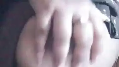 Desi girl sex mood topless boob pressing selfie video