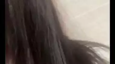 College girl on WhatsApp showing boobs viral xxx