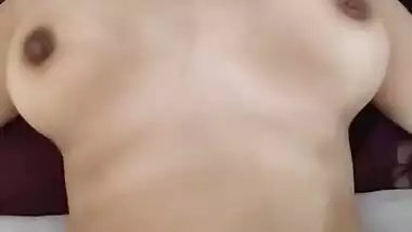 Desi guy fucking shaved supple chut of desi bhabhi