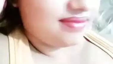 Bangladeshi sex queen nude show on Chamet live